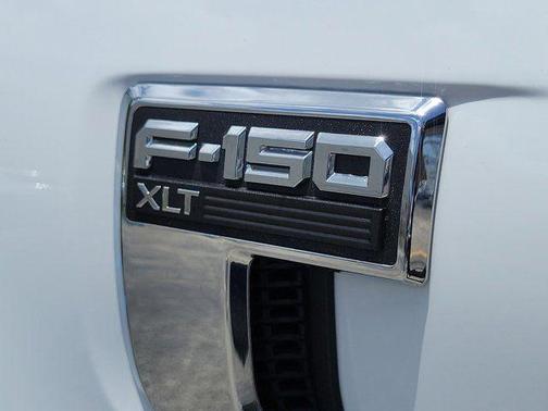 Oxford White 2025 Ford F-150 XLT