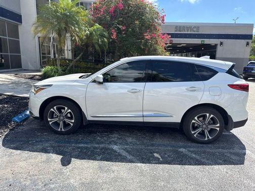 White 2024 Acura RDX Advance Package