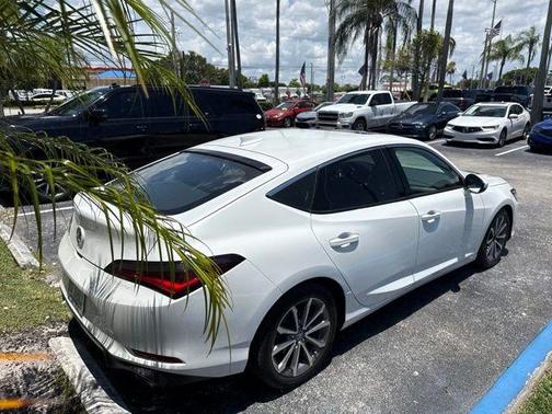 White 2023 Acura Integra Base