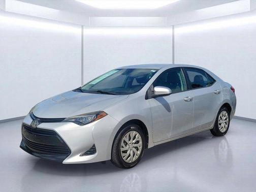 Classic Silver Metallic 2019 Toyota Corolla LE