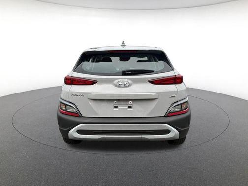 Cyber Silver 2023 Hyundai KONA SE