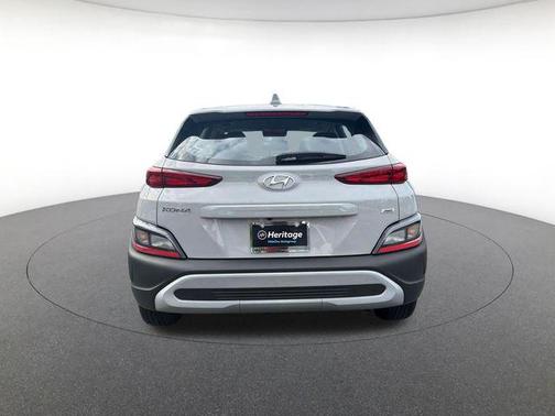 Cyber Silver 2023 Hyundai KONA SE