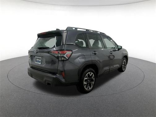2025 Subaru Forester Base