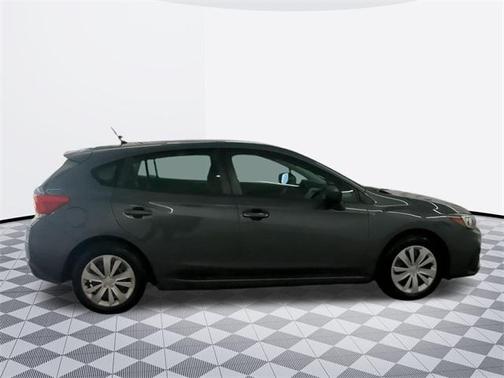2019 Subaru Impreza 2.0i