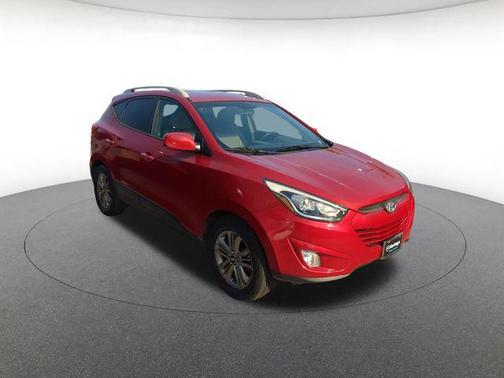 Garnet Red Mica 2015 Hyundai TUCSON SE