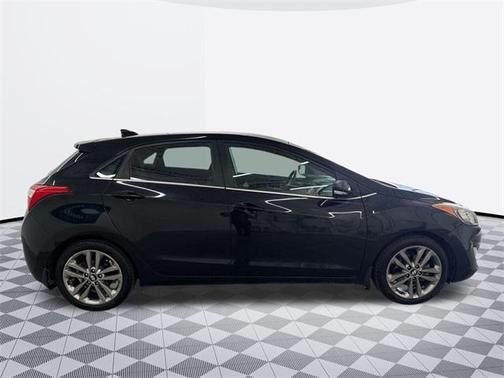2016 Hyundai Elantra GT Base