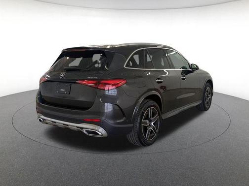 2025 Mercedes-Benz GLC 300 4MATIC