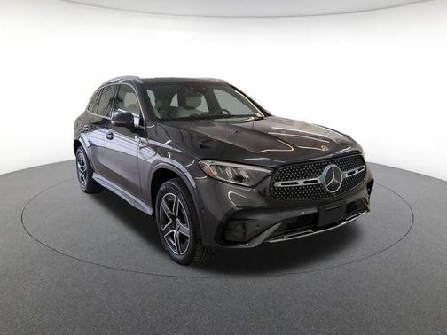 2025 Mercedes-Benz GLC 300 4MATIC