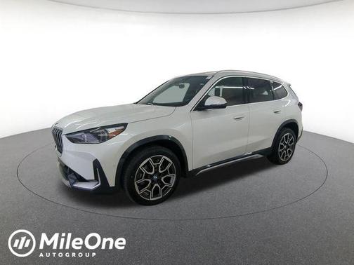 White Metallic 2025 BMW X1 xDrive28i