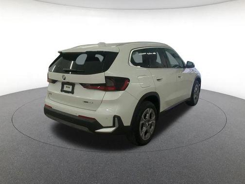 White Metallic 2023 BMW X1 xDrive28i