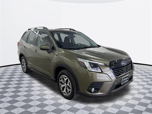 2024 Subaru Forester Premium