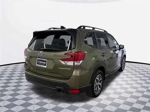 2024 Subaru Forester Premium