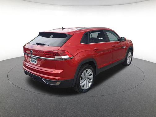 Aurora Red Metallic 2020 Volkswagen Atlas Cross Sport 3.6L V6 SE w/Technology R-Line