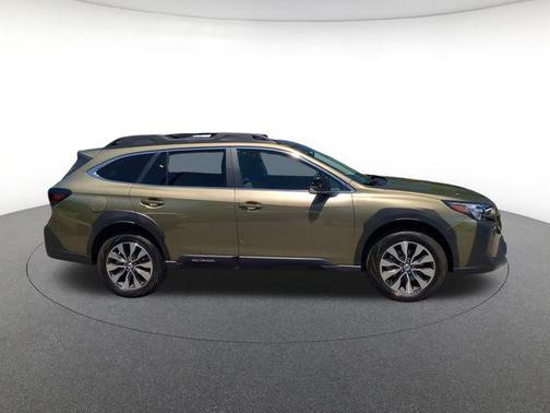 Autumn Green Metallic 2025 Subaru Outback Limited