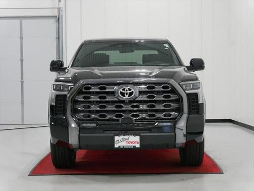 2025 Toyota Tundra Hybrid Platinum