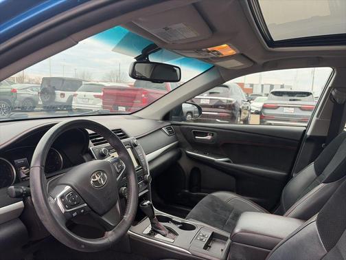 2017 Toyota Camry XSE