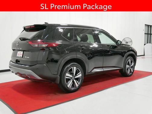 Super Black 2023 Nissan Rogue SL