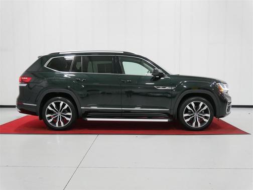 2022 Volkswagen Atlas 3.6L SEL Premium