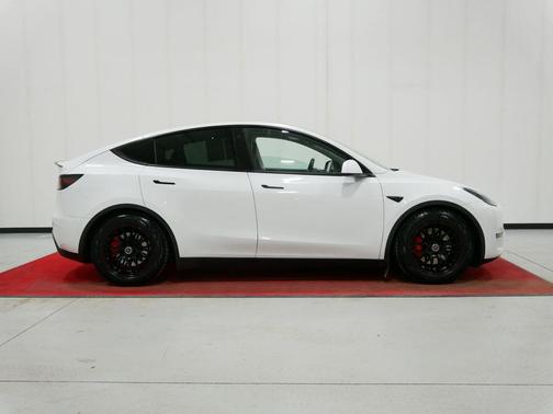 2021 Tesla Model Y Performance Dual Motor All-Wheel Drive