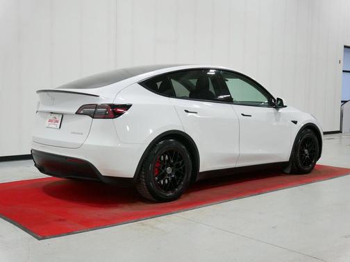 2021 Tesla Model Y Performance Dual Motor All-Wheel Drive