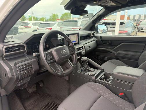 Ice 2024 Toyota Tacoma SR
