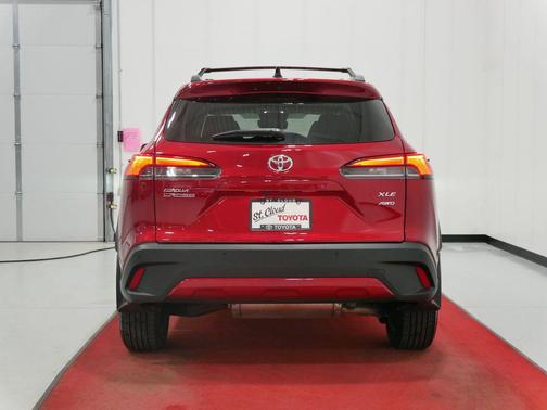 2025 Toyota Corolla Cross XLE