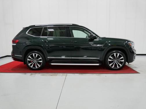 2022 Volkswagen Atlas 3.6L SEL Premium