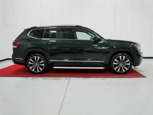 2022 Volkswagen Atlas 3.6L SEL Premium