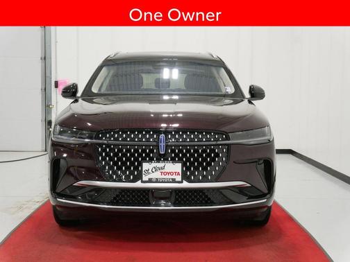 Diamond Red Metallic Clearcoat 2024 Lincoln Nautilus Reserve