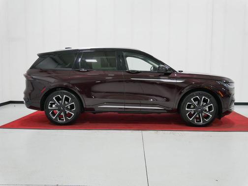 Diamond Red Metallic Clearcoat 2024 Lincoln Nautilus Reserve
