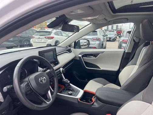 2022 Toyota RAV4 Adventure