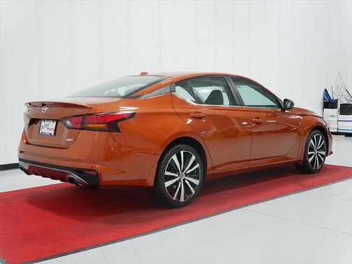 2020 Nissan Altima SR Intelligent AWD