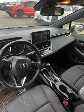 Blizzard Pearl 2019 Toyota Corolla SE