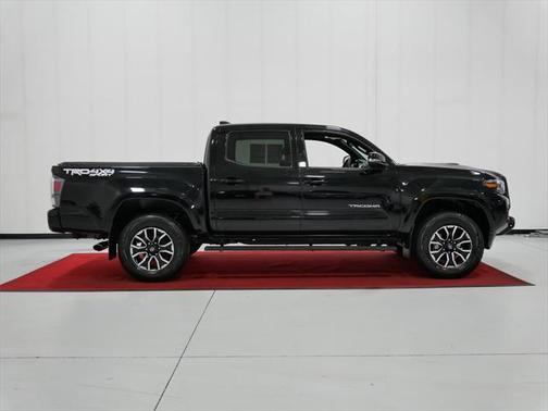 2023 Toyota Tacoma TRD Off-Road