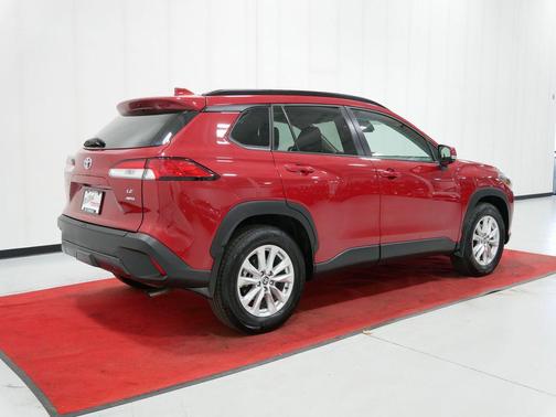 2023 Toyota Corolla Cross LE