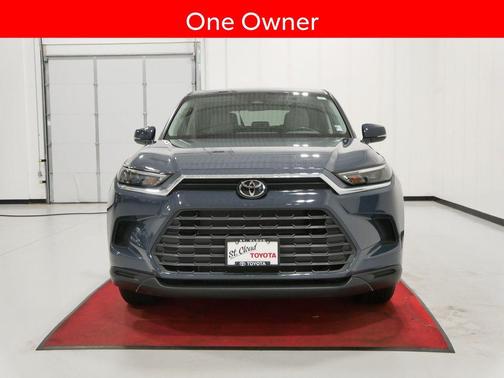 Storm Cloud 2025 Toyota Highlander LE