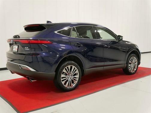 2022 Toyota Venza XLE