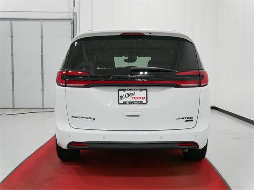 2022 Chrysler Pacifica Limited