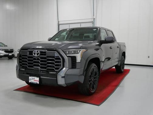 2025 Toyota Tundra Hybrid Platinum