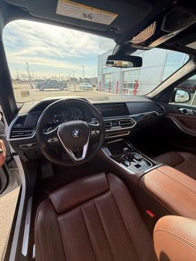 White Metallic 2020 BMW X5 xDrive40i