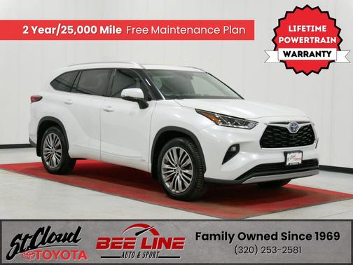 2022 Toyota Highlander Hybrid Platinum