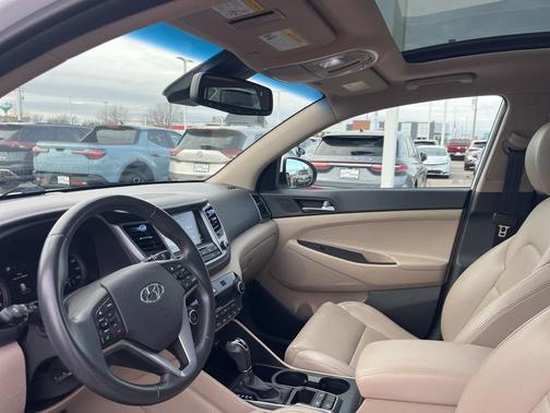 2016 Hyundai TUCSON Limited