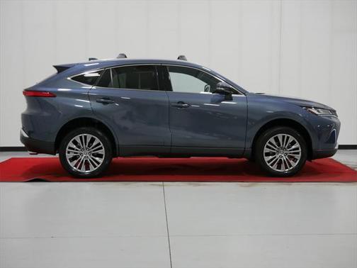 2024 Toyota Venza XLE