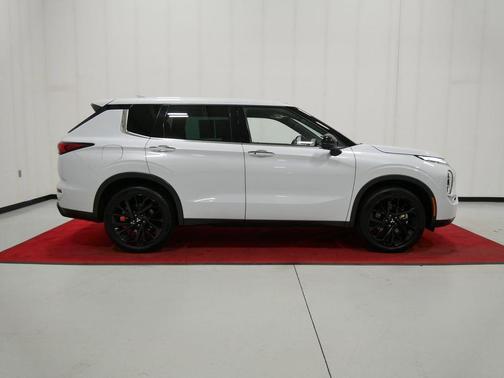 2023 Mitsubishi Outlander SE 2.5 S-AWC