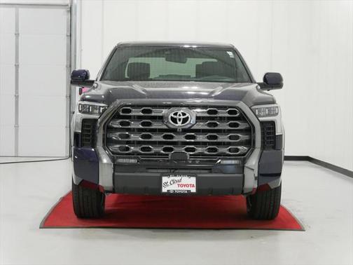 2025 Toyota Tundra Hybrid Platinum