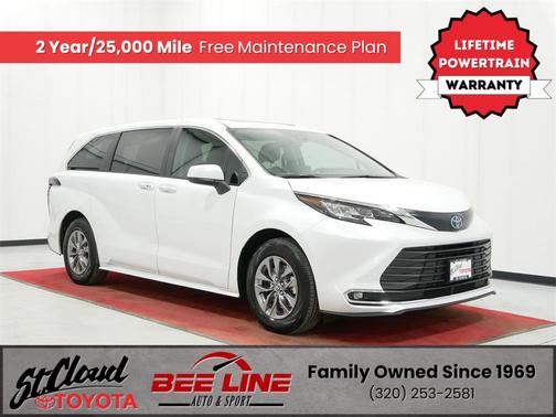 2023 Toyota Sienna XLE