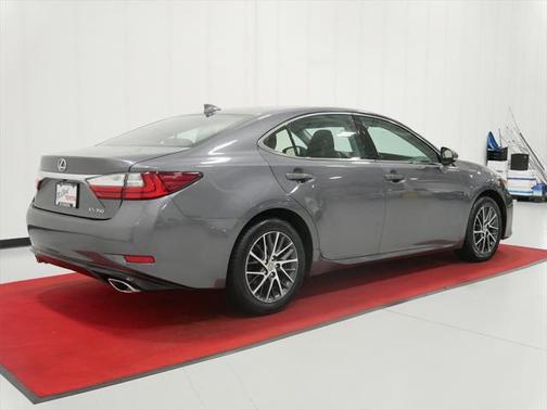 2017 Lexus ES 350 Base