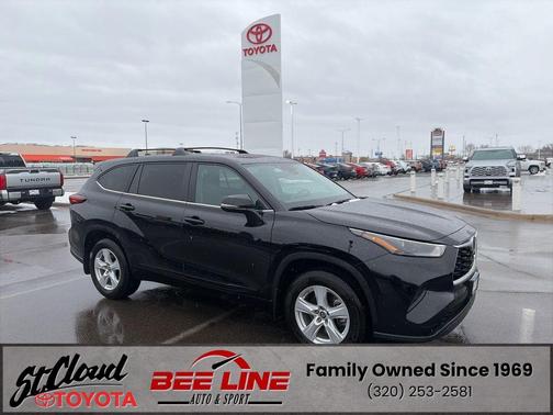 Midnight Black Metallic 2023 Toyota Highlander L