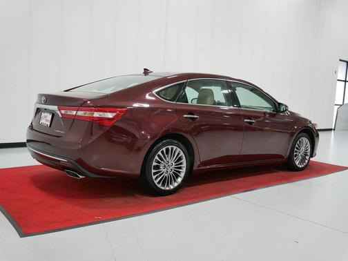 Ooh La La Rouge Mica 2017 Toyota Avalon Limited