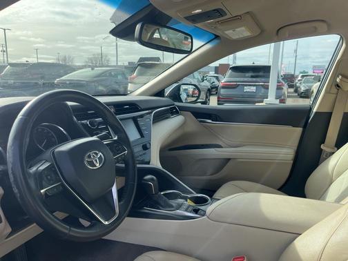 2018 Toyota Camry XLE